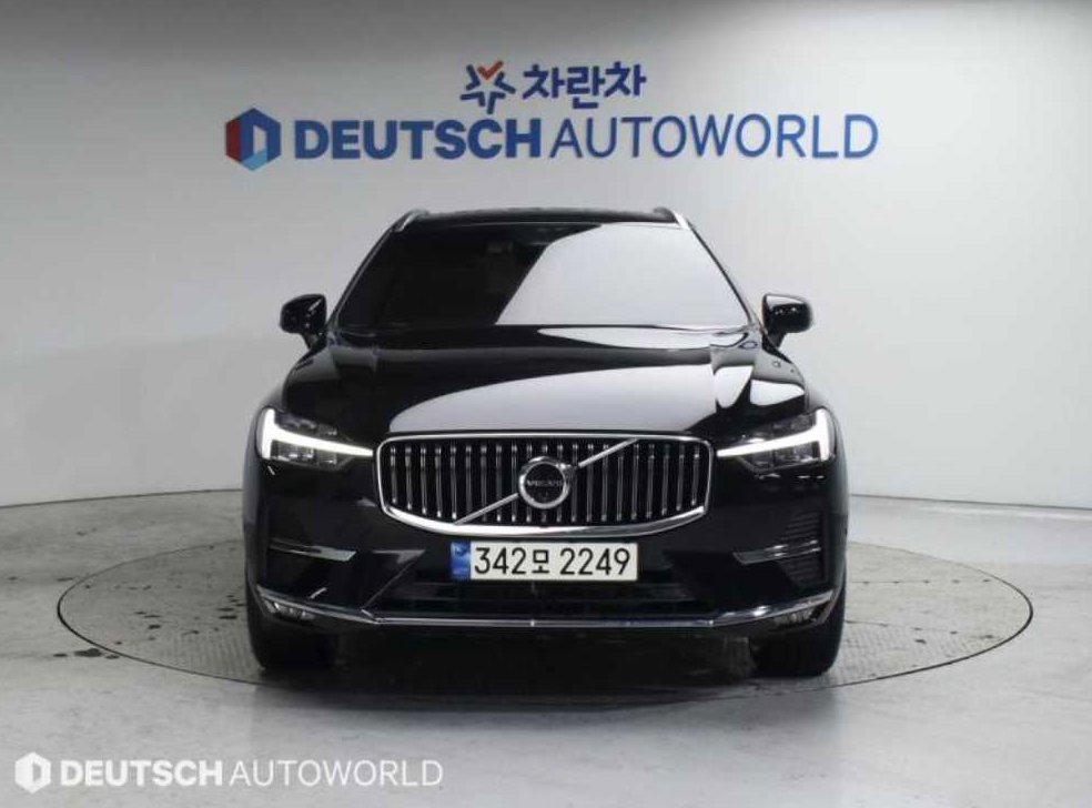 볼보 XC60 B5 AWD 얼티메이트 브라이트 사진 3