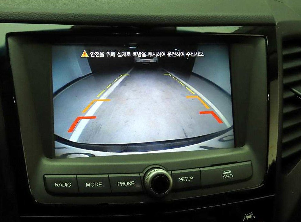 KG모빌리티(쌍용)  티볼리 2WD 디젤 1.6 RX 사진 16