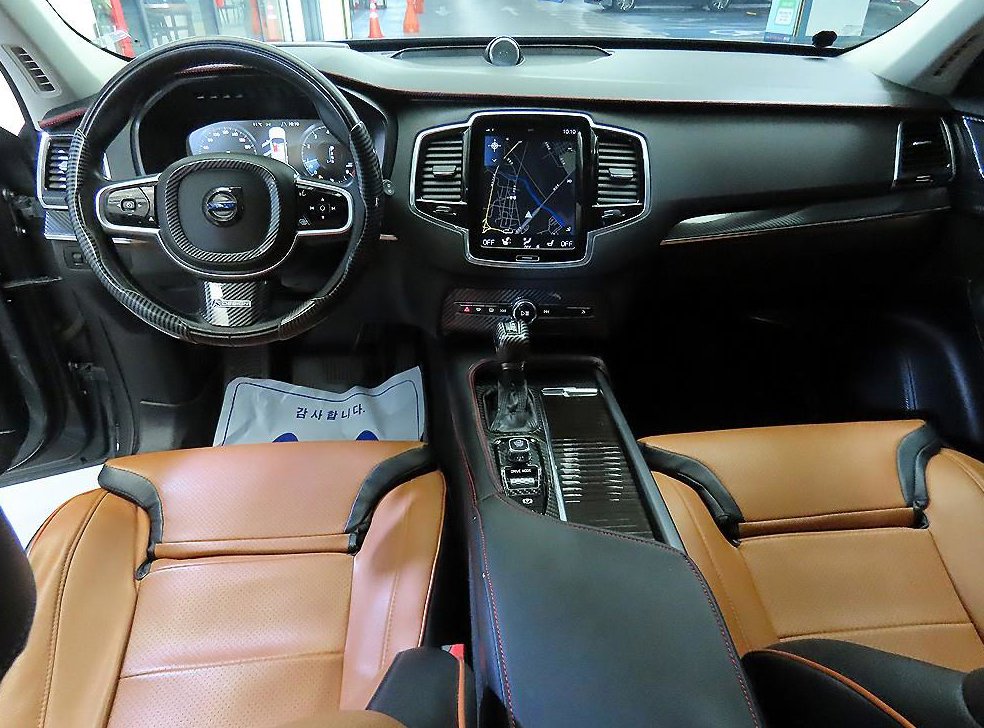 볼보 XC90 2.0 T6 AWD 사진 10