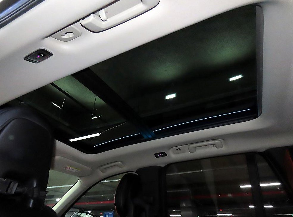 볼보 XC90 2.0 T6 AWD 사진 15