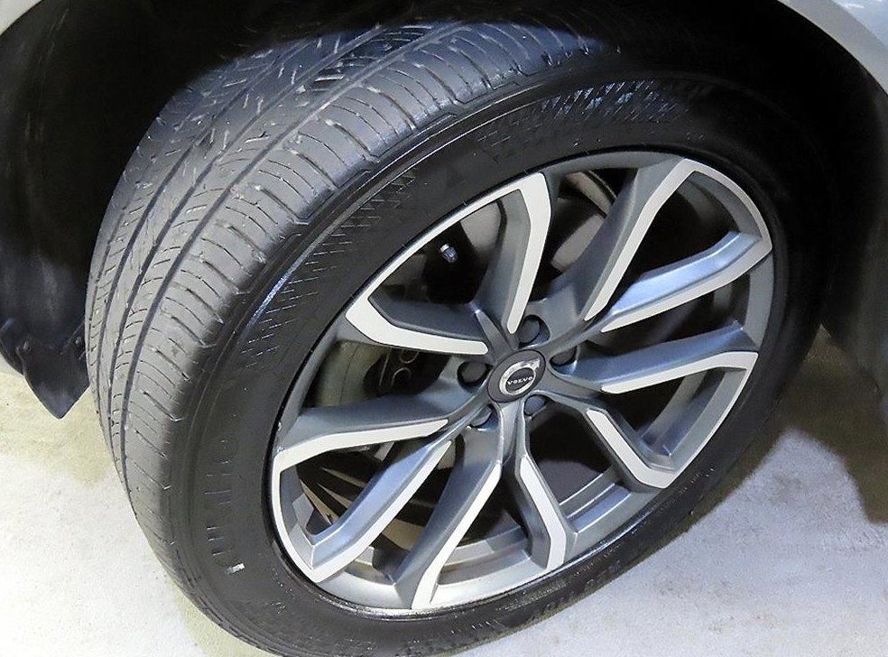 볼보 XC90 2.0 T6 AWD 사진 20
