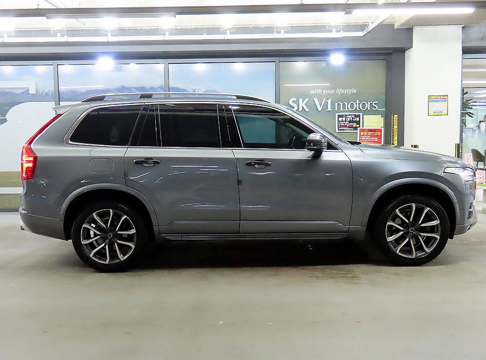볼보 XC90 2.0 T6 AWD 사진 3