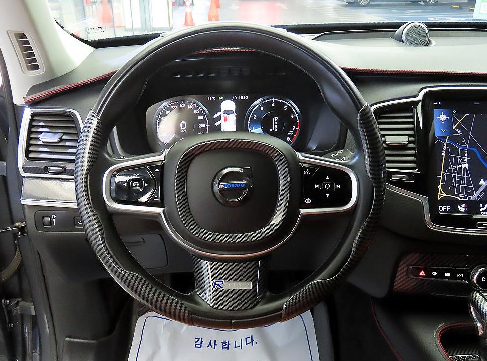 볼보 XC90 2.0 T6 AWD 사진 8