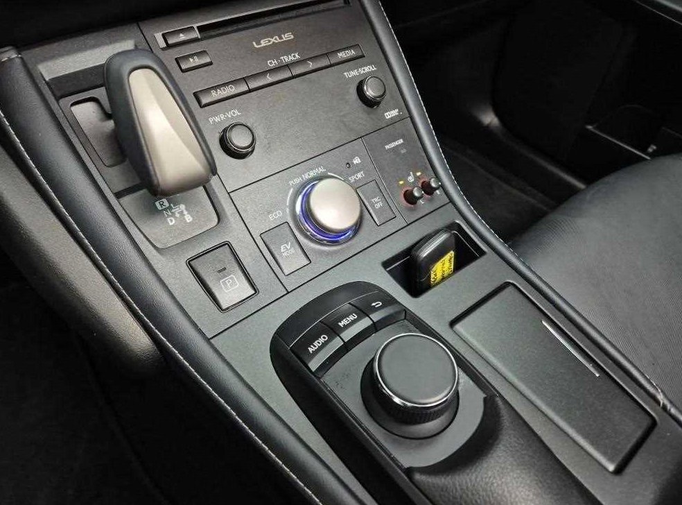 렉서스 CT CT200H 사진 8