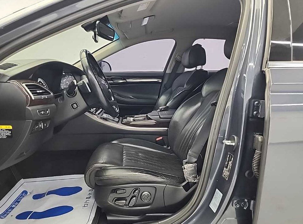 제네시스 EQ900 3.8 GDI AWD 사진 11