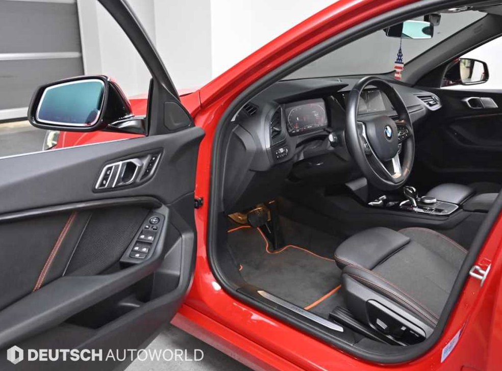 BMW 1시리즈 118d M 스포츠 퍼스트 에디션 사진 11