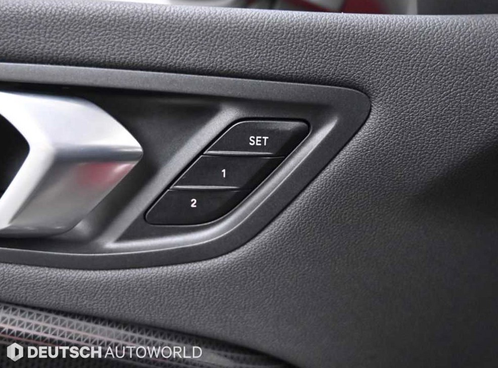 BMW 1시리즈 118d M 스포츠 퍼스트 에디션 사진 16
