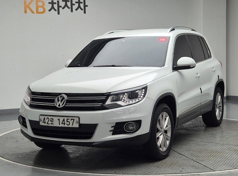 폭스바겐 티구안 2.0 TDI 컴포트 사진 1
