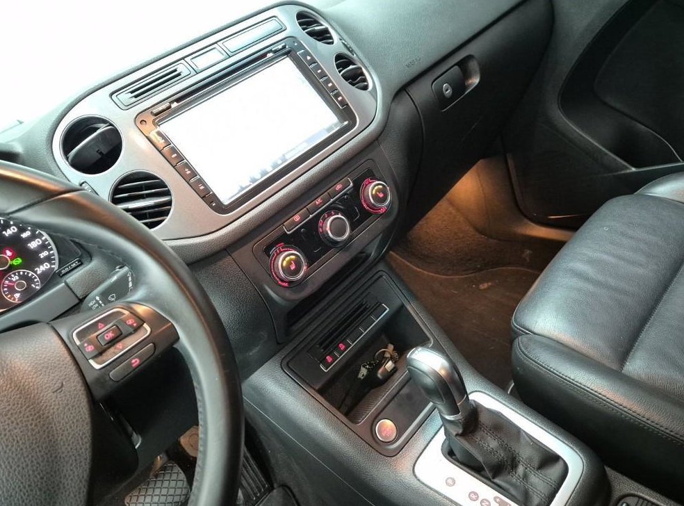 폭스바겐 티구안 2.0 TDI 컴포트 사진 16