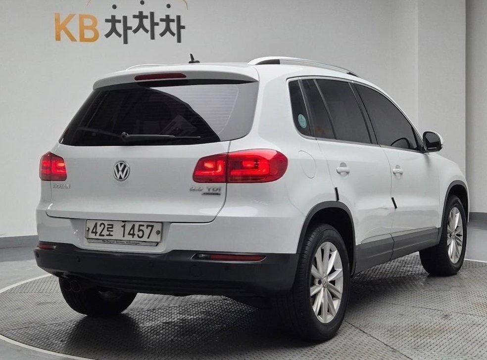 폭스바겐 티구안 2.0 TDI 컴포트 사진 4