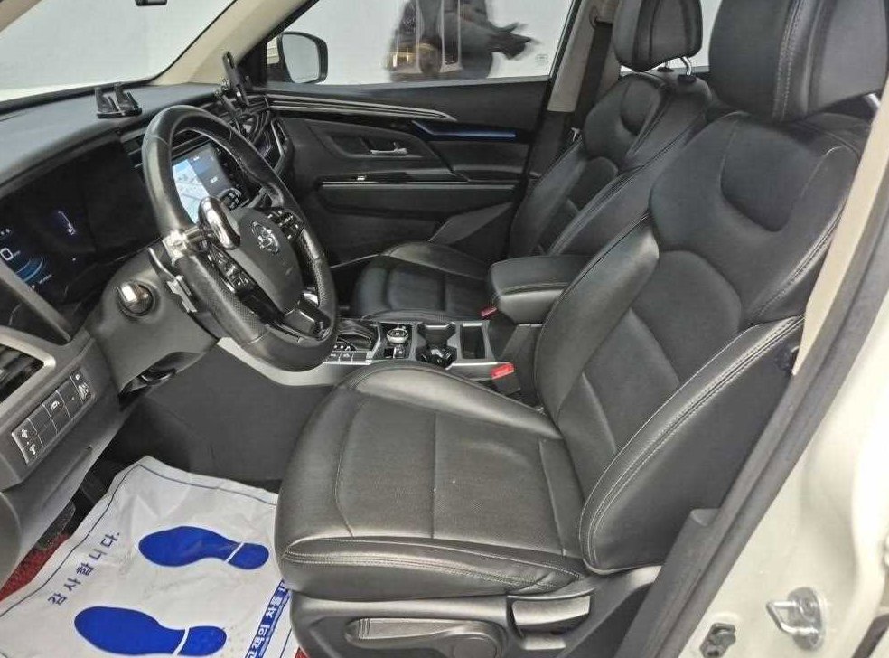 KG모빌리티(쌍용)  코란도 2WD 가솔린 1.5 C5 플러스 사진 11