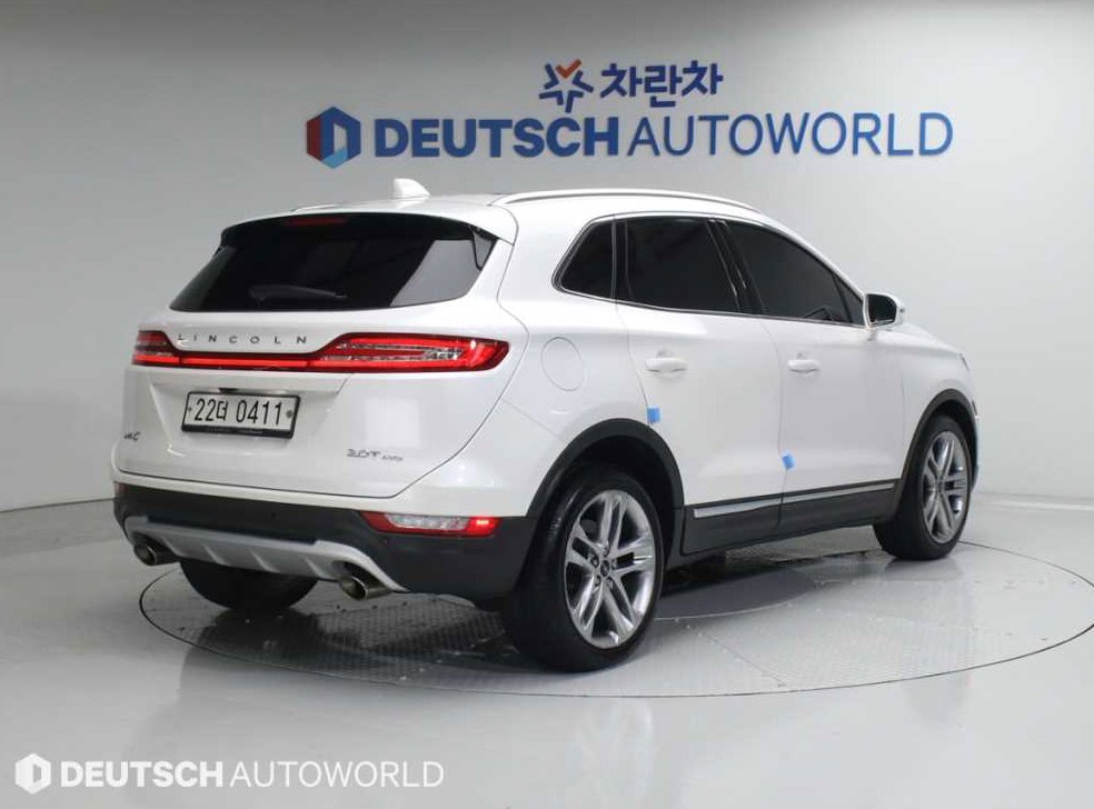 링컨 MKC 2.0 AWD 사진 2