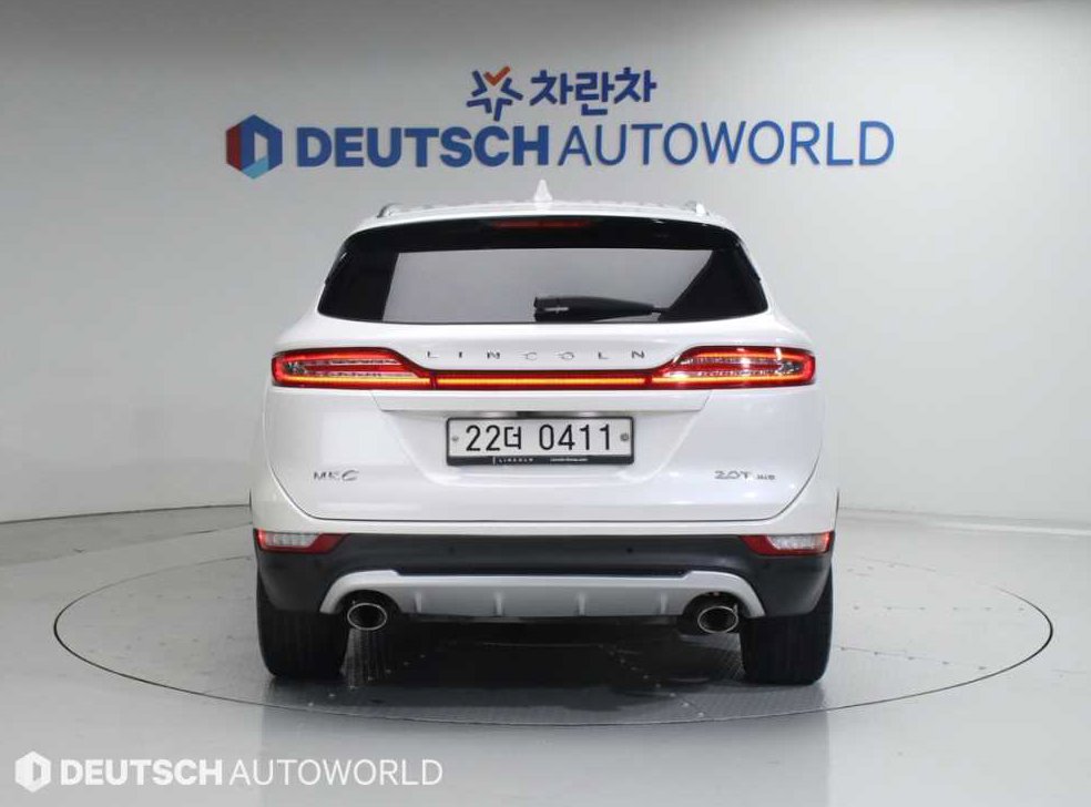 링컨 MKC 2.0 AWD 사진 4