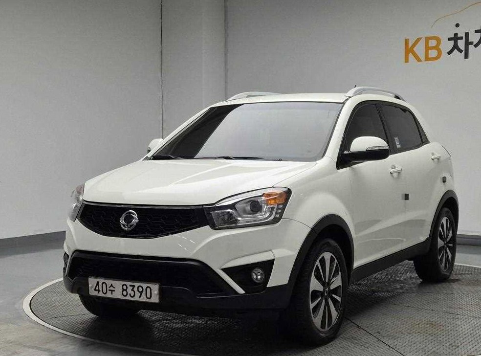 KG모빌리티(쌍용)  코란도 2WD 2.0 어드벤처