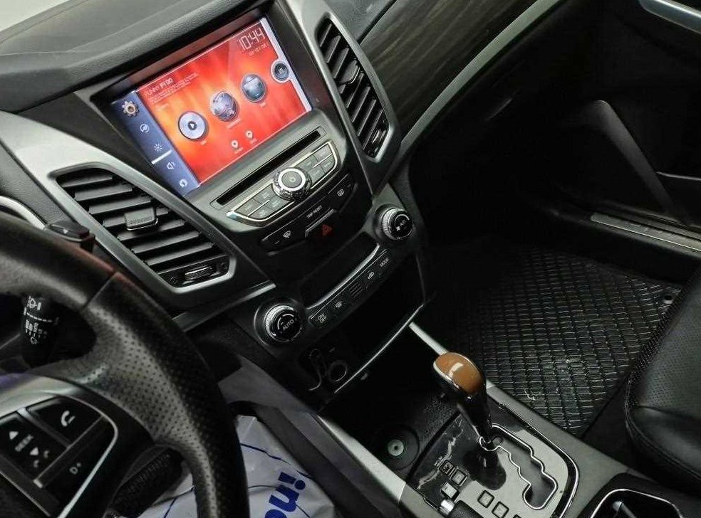 KG모빌리티(쌍용)  코란도 2WD 2.0 어드벤처 사진 10