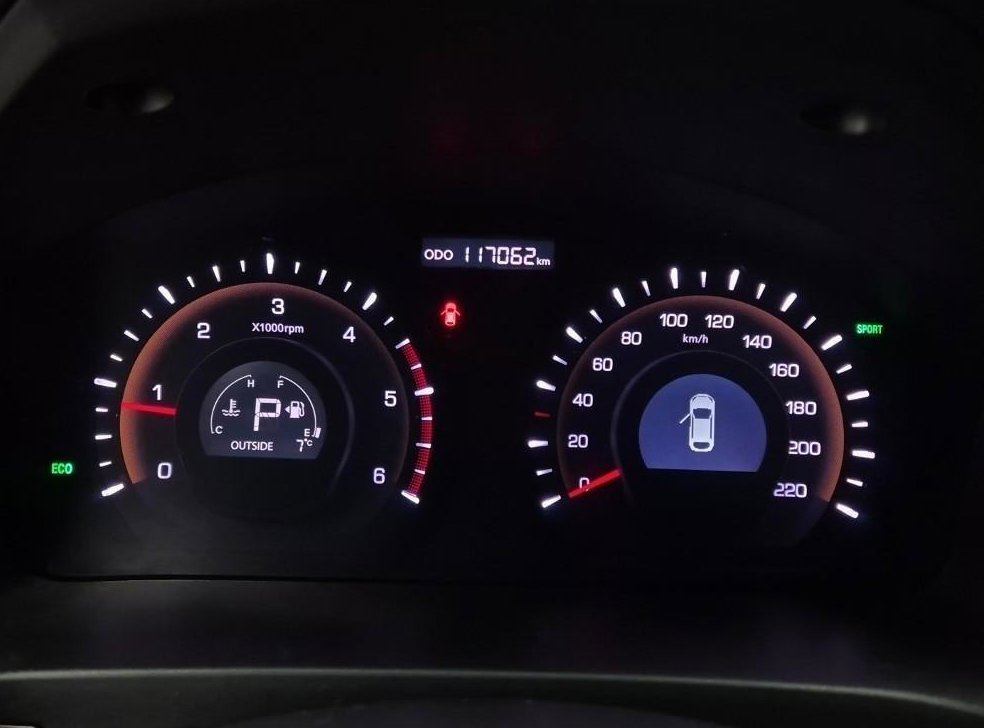 KG모빌리티(쌍용)  코란도 2WD 2.0 어드벤처 사진 6