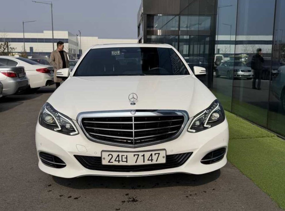 벤츠 E 클래스 E300 엘레강스