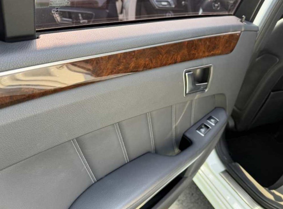 벤츠 E 클래스 E300 엘레강스 사진 14
