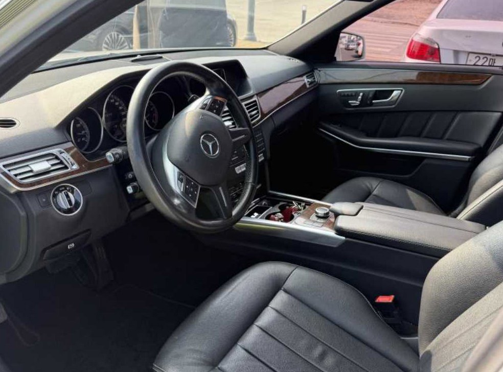 벤츠 E 클래스 E300 엘레강스 사진 16