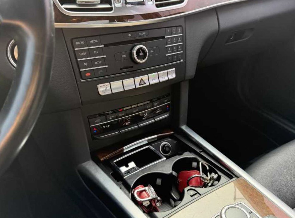 벤츠 E 클래스 E300 엘레강스 사진 9
