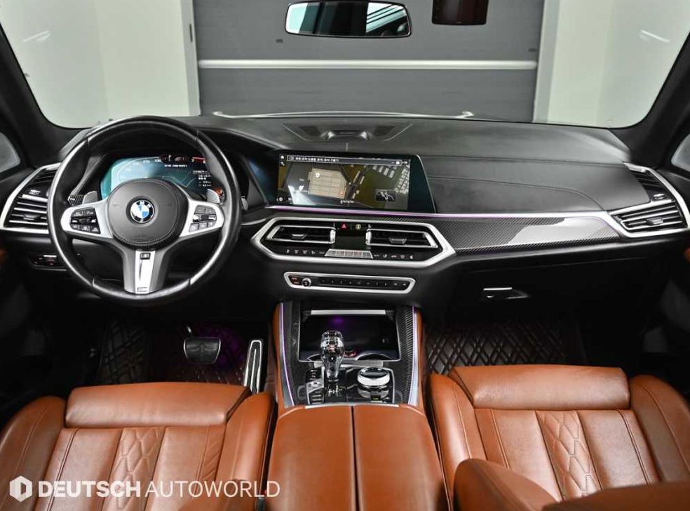 BMW X5 M50i 사진 7