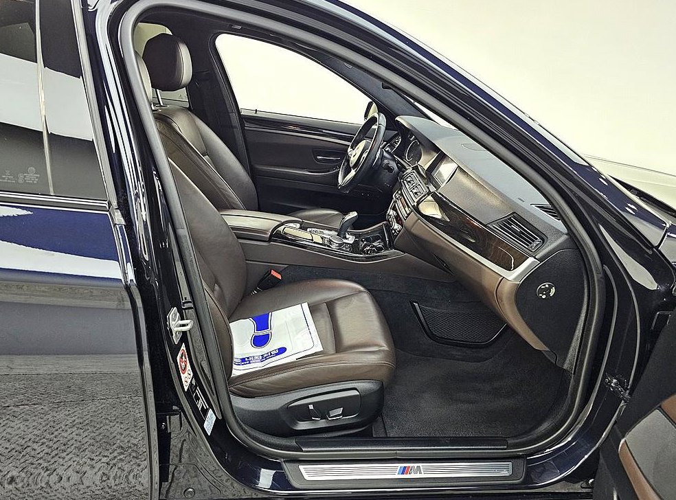 BMW 5시리즈 528i M 에어로다이나믹 스페셜 에디션 사진 11