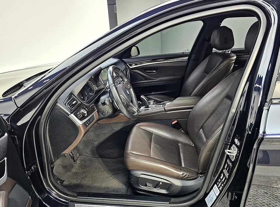 BMW 5시리즈 528i M 에어로다이나믹 스페셜 에디션 사진 8