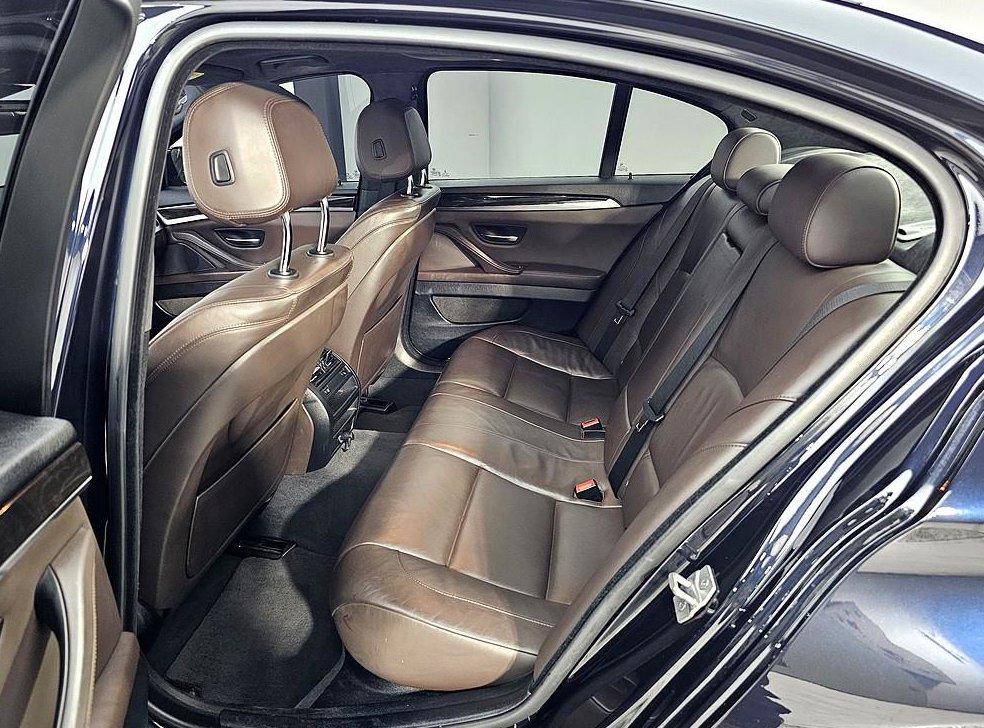 BMW 5시리즈 528i M 에어로다이나믹 스페셜 에디션 사진 9