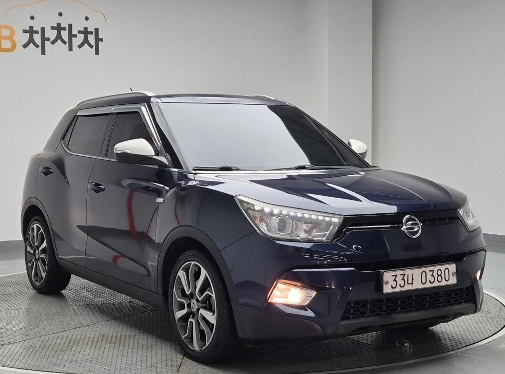 KG모빌리티(쌍용)  티볼리 디젤 2WD 1.6 LX 사진 4