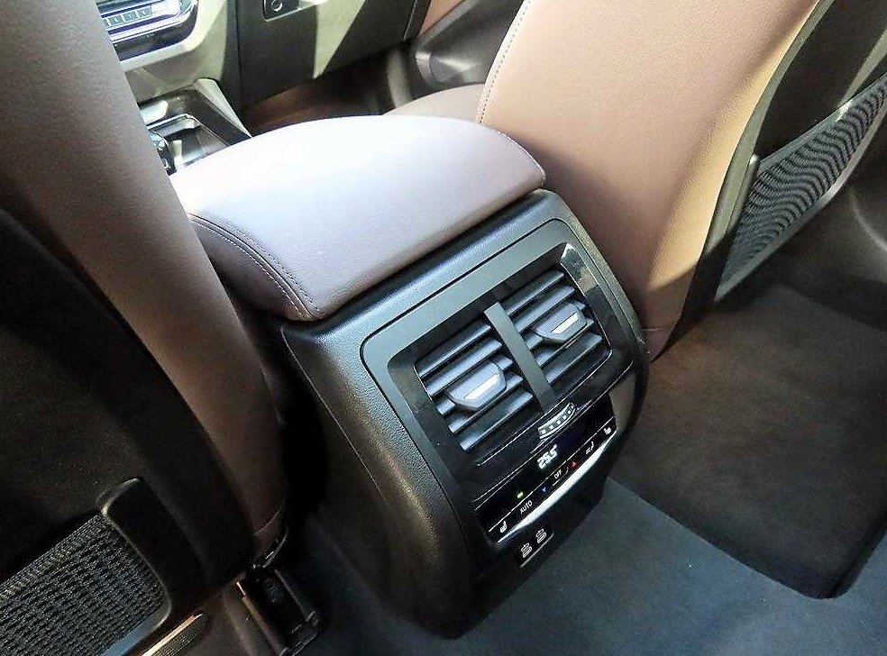 BMW X3 xDrive 20i xLine 사진 15