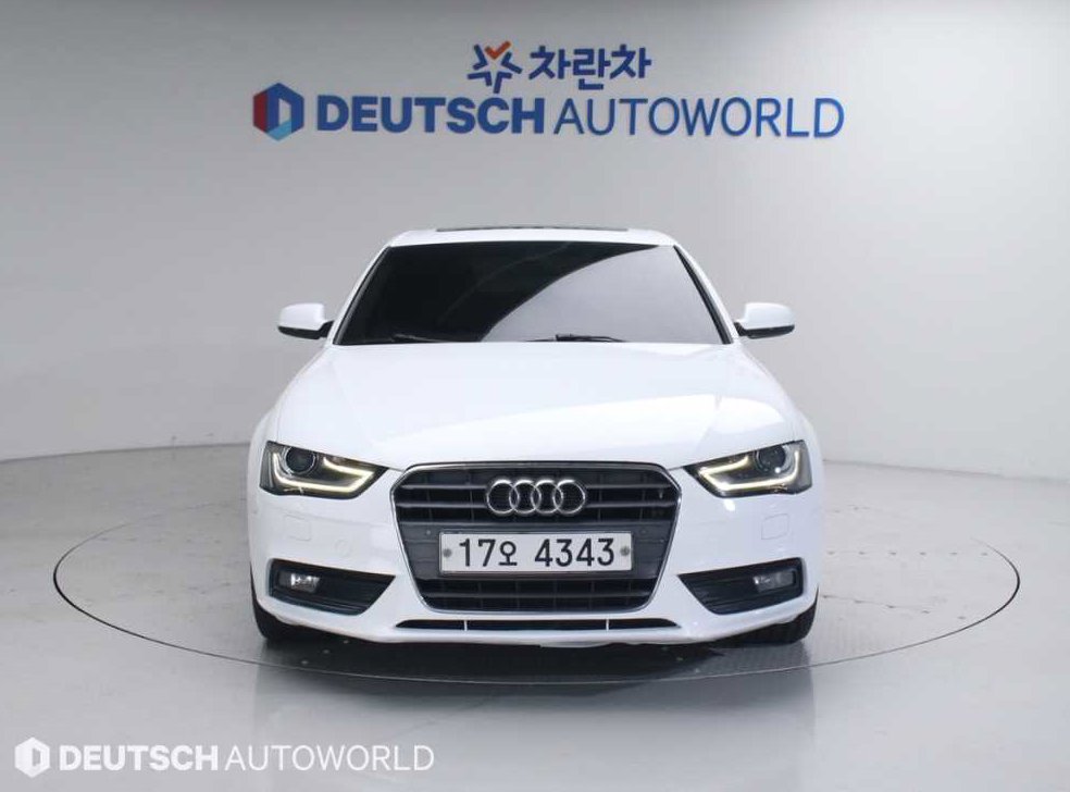 아우디 A4 30 TDI 사진 3