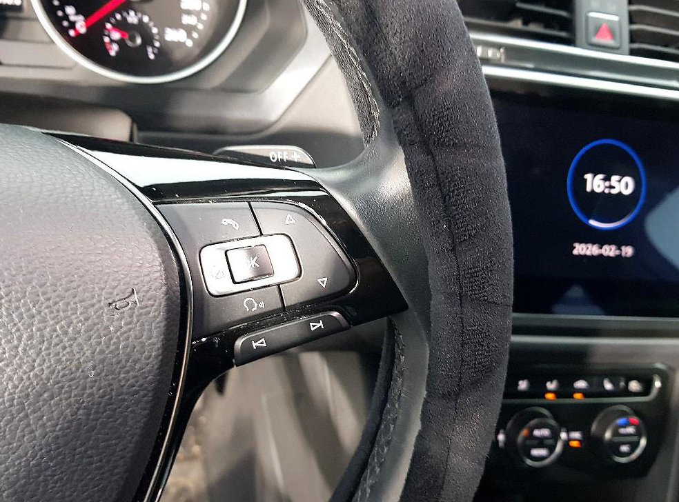 폭스바겐 티구안 2.0 TDI 프리미엄 사진 11