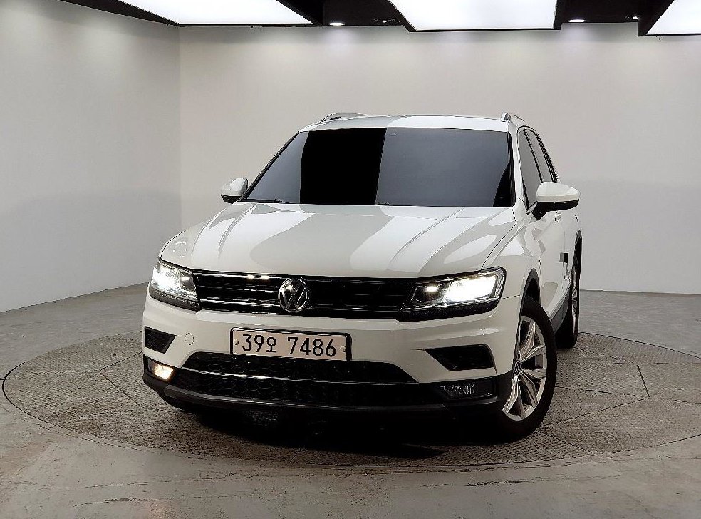 폭스바겐 티구안 2.0 TDI 프리미엄 사진 2