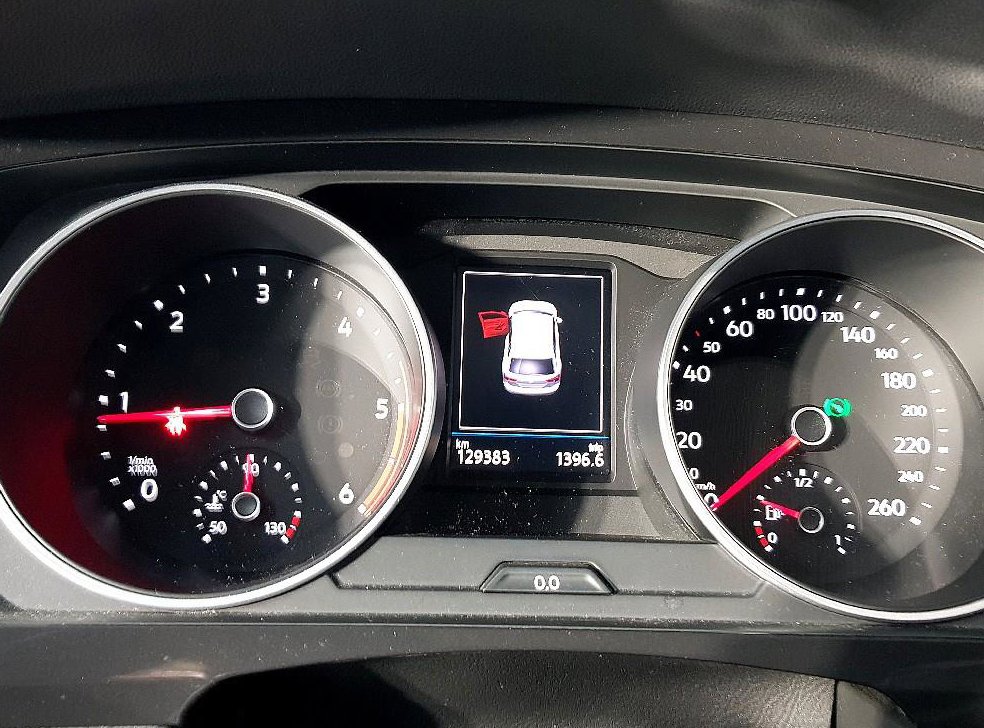 폭스바겐 티구안 2.0 TDI 프리미엄 사진 7
