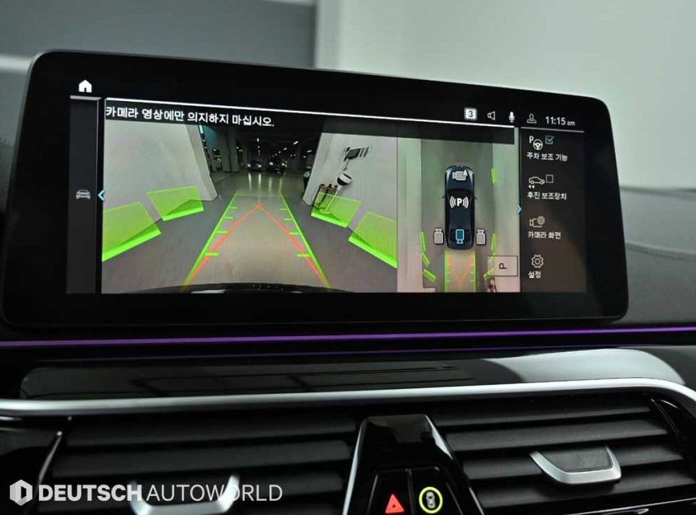 BMW 5시리즈 530e M 스포츠 사진 15