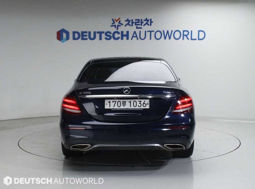 벤츠 E 클래스 E350 4MATIC AMG LINE 사진 4