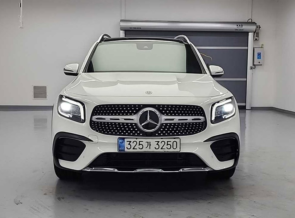 벤츠 GLB 클래스 GLB 250 4MATIC 사진 2