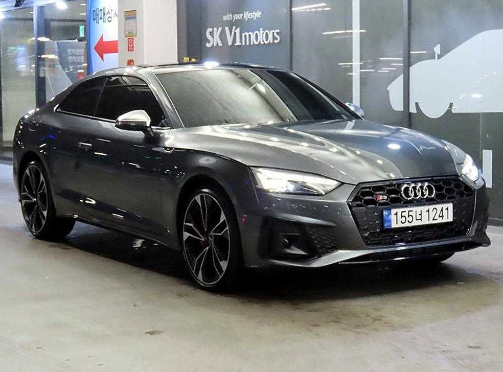 아우디 S5 3.0 TFSI 콰트로