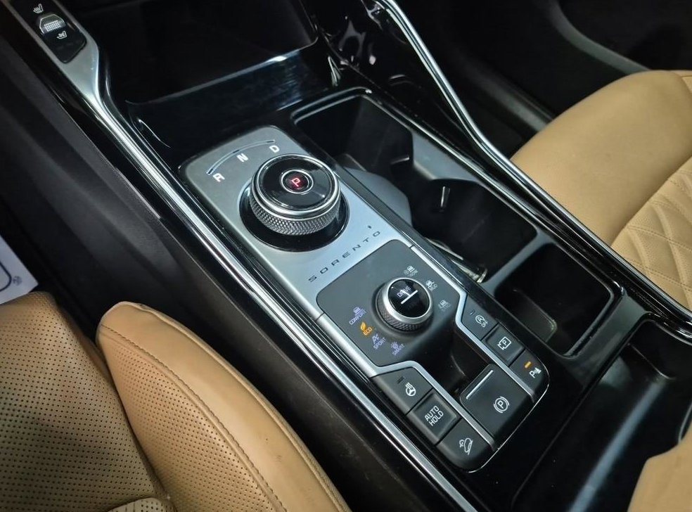 기아 쏘렌토 가솔린 2.5T 4WD 시그니처 사진 8