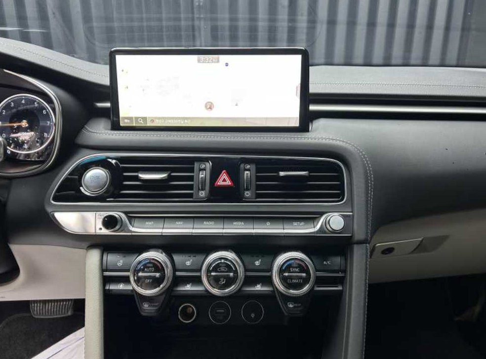 제네시스 G70 가솔린 2.0T 2WD 사진 10