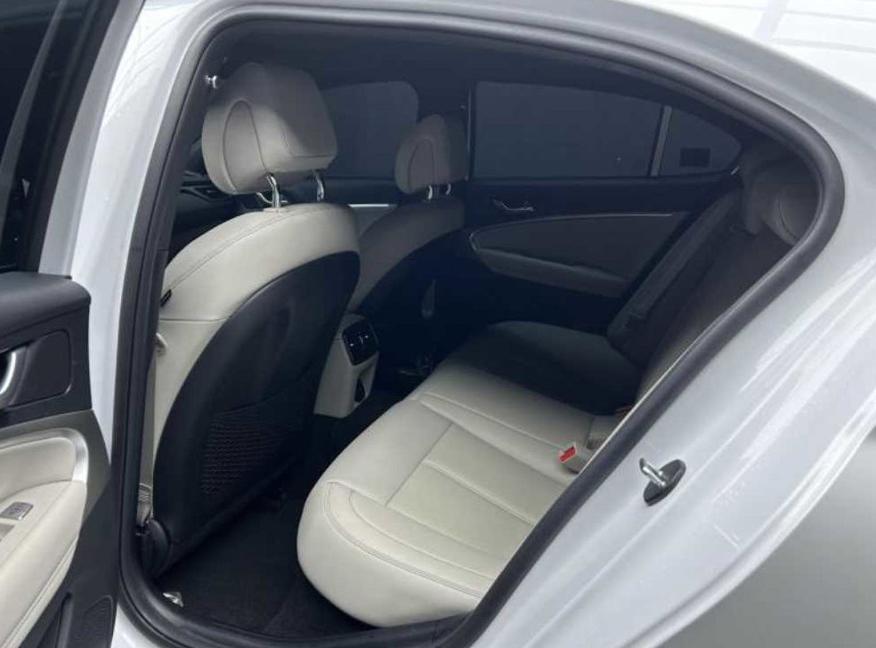제네시스 G70 가솔린 2.0T 2WD 사진 6