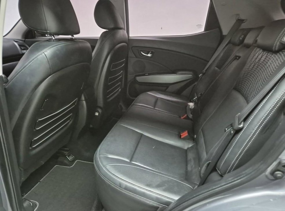 KG모빌리티(쌍용)  티볼리 2WD 디젤 VX 사진 12