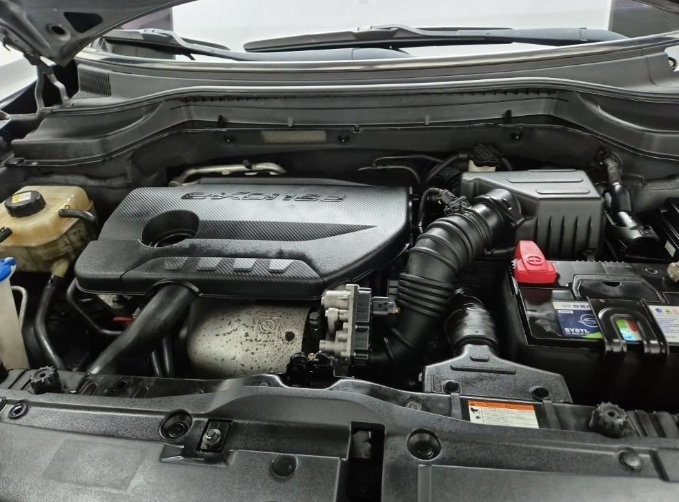 KG모빌리티(쌍용)  티볼리 2WD 디젤 VX 사진 5