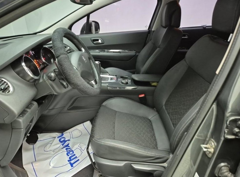 푸조 3008 1.6 e-HDI Active 사진 11