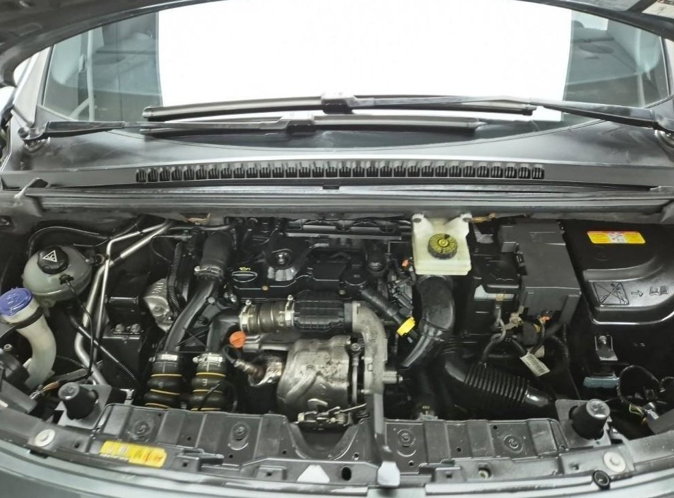 푸조 3008 1.6 e-HDI Active 사진 5