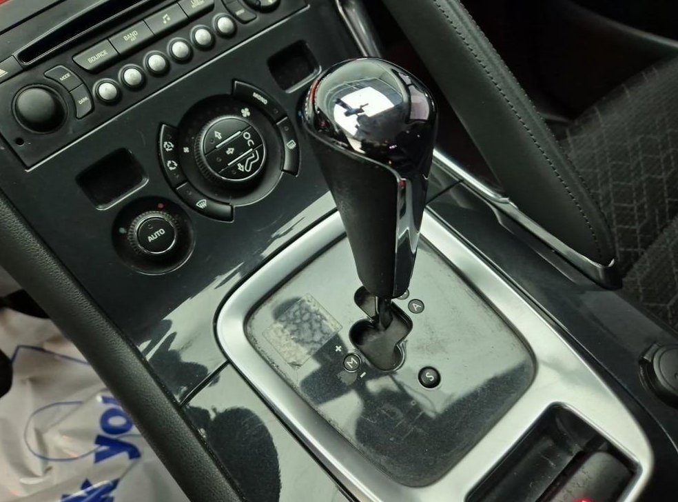 푸조 3008 1.6 e-HDI Active 사진 8