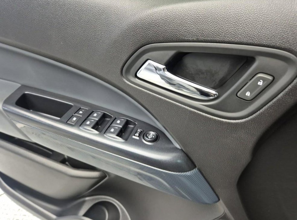 쉐보레 콜로라도 3.6 Z71-X 미드나잇 4WD 사진 18