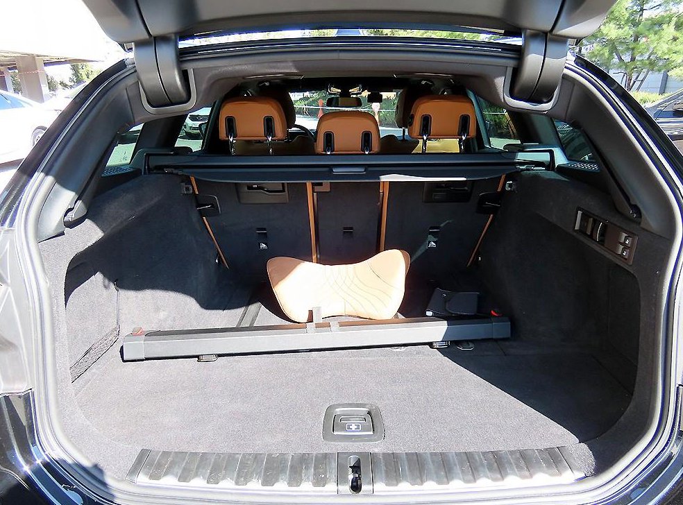 BMW 3시리즈 320i 투어링 사진 17