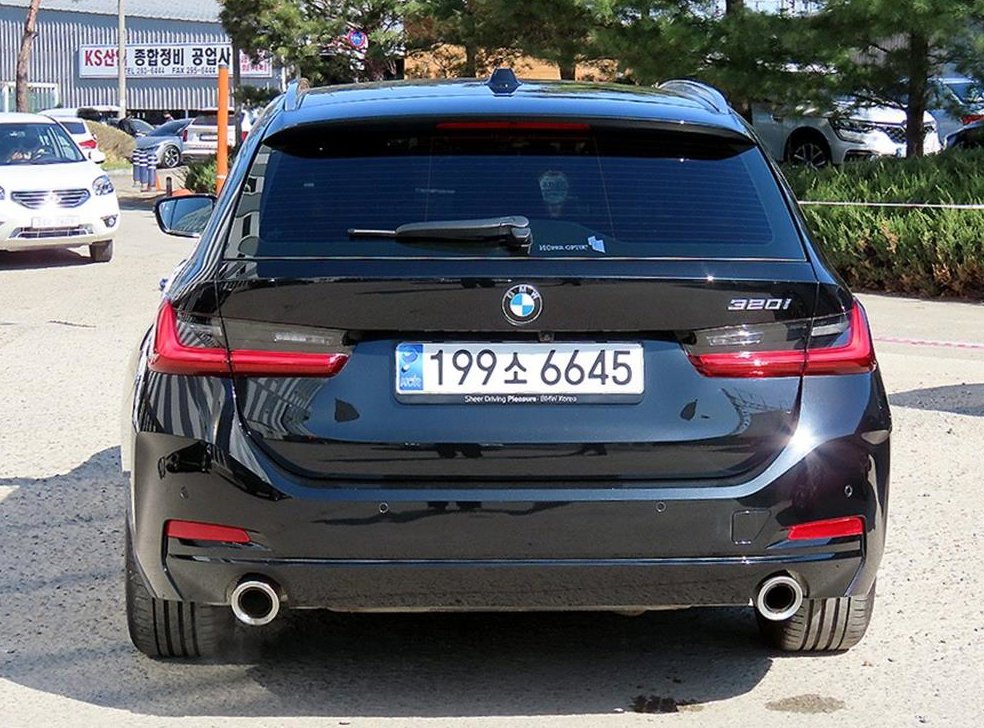 BMW 3시리즈 320i 투어링 사진 4