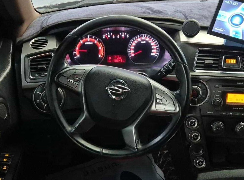 KG모빌리티(쌍용)  코란도 CX7(4WD) 사진 9